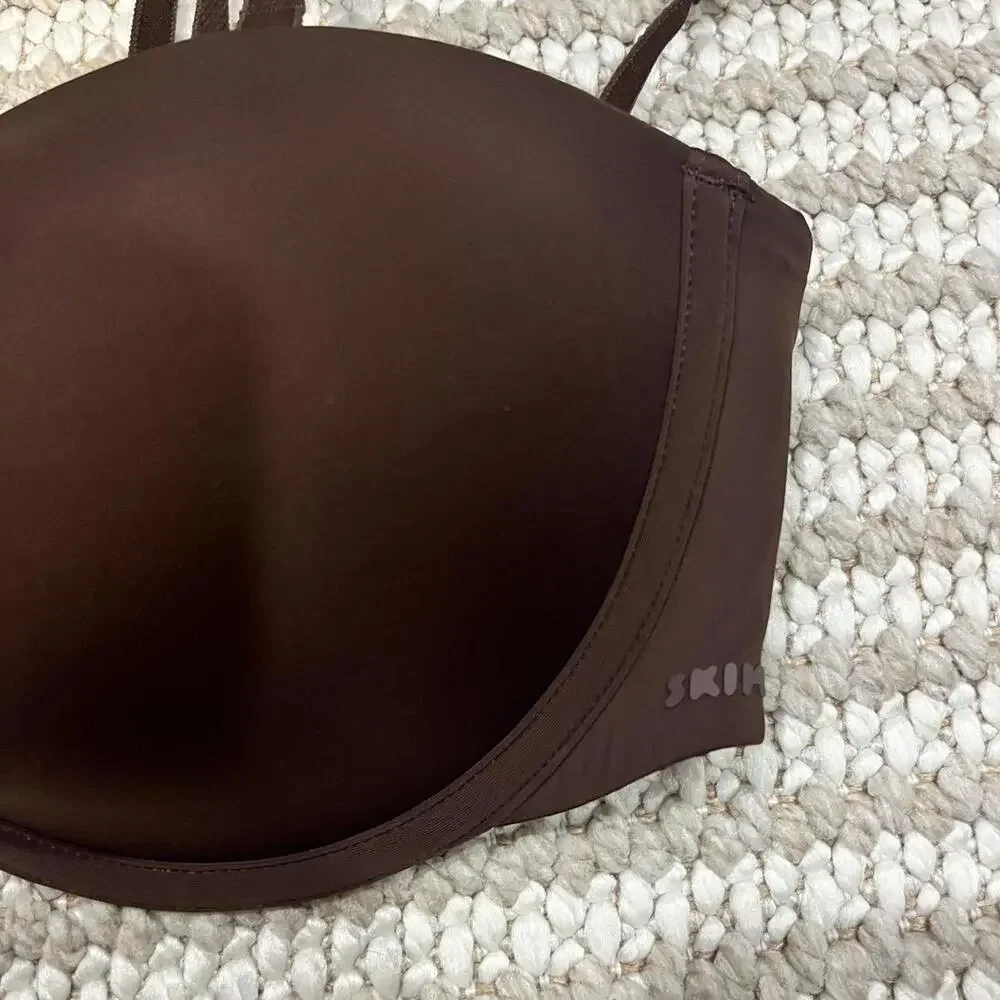 Skims Multiway Bra - Picture 2 of 5